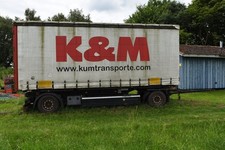 Angeboten wird hier ein BDF LKW Anhänger CIM Silvergreen mit Planenwechselbrücke