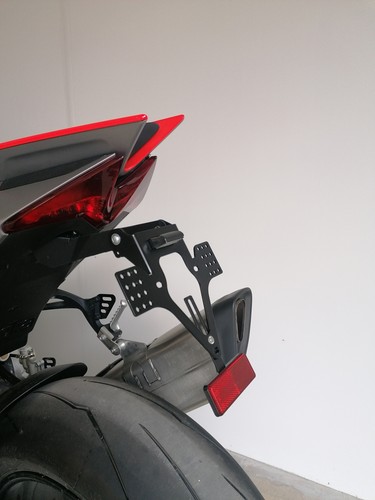 Kurzer kennzeichenhalter evo - kennzeichenhalter,