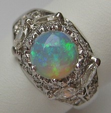 Luxus Brillant Opal Ring in
