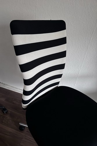 Vitra chair design - t-,