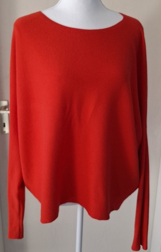 Roter pullover von - roter, beate