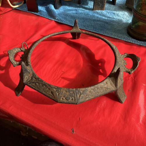Antikes stövchen gusseisern - antikes,
