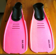 gebrauchte Schwimm- Tauch-Flossen Galaxia pink; Gr. 43 - 44, UK 9 - 10