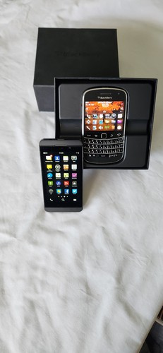 Blackberry bold 9900 - blackberry,