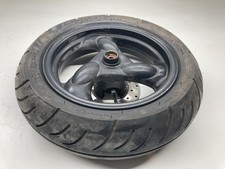 Vorderradfelge und Reifen für