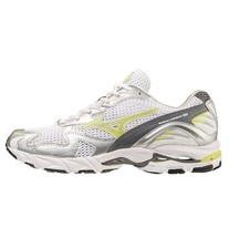 mizuno wave rider 10
