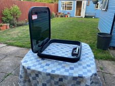 550 x 550 mm Dachfensterluke