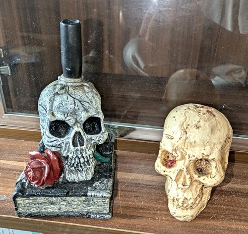 2er set totenkopf dekofiguren - 2er,