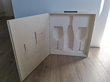 Leere Moët Verpackung