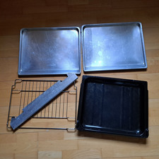 2 Backbleche, 1 Fettpfanne, 1 Grillrost 1 Dampfsperre  37,5 x 45,5 cm Constructa
