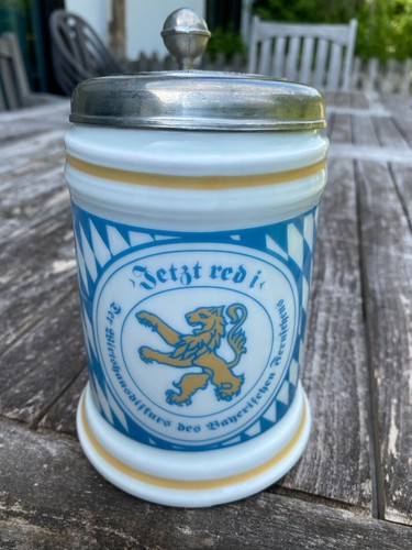 Bierkrug jetzt red - "jetzt, i"