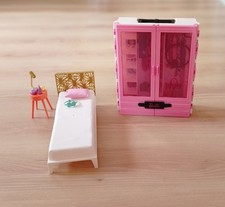 Barbie Steffi Set Schlafzimmer Zubehör Bett Schrank mit Griff + Türen zum öffnen