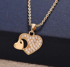 Goldene Elegante Herzförmige Kette Halskette synt. Stein 