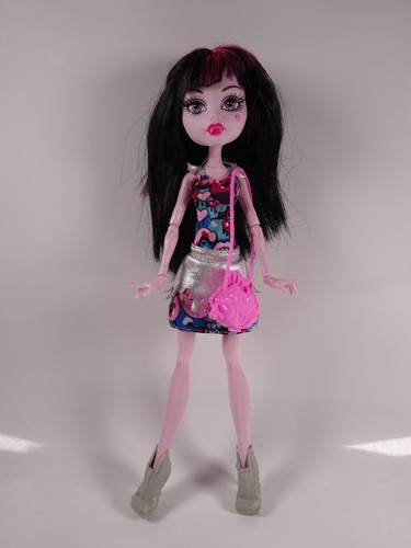 Barbie monster high puppe boo - monster,