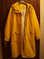 UP Studio Untold gelber