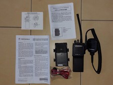 Feuerwehr Motorola GP900-11b, FuG-11b, BOS Handfunkgerät + Mikrofon + Wetech KFZ