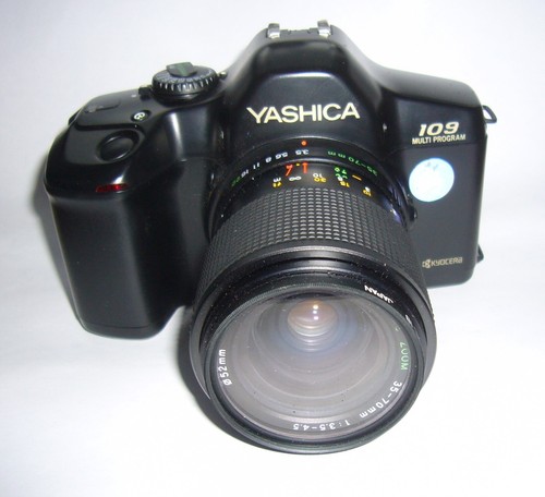 Yashica zoom 70 mm - mc,