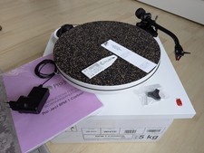 Pro-Ject RPM 1 Carbon