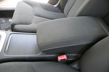 VW Passat 3C Mittelarmlehne