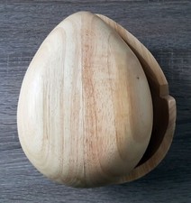 *** "Holzei" oder  "Erdnuss"