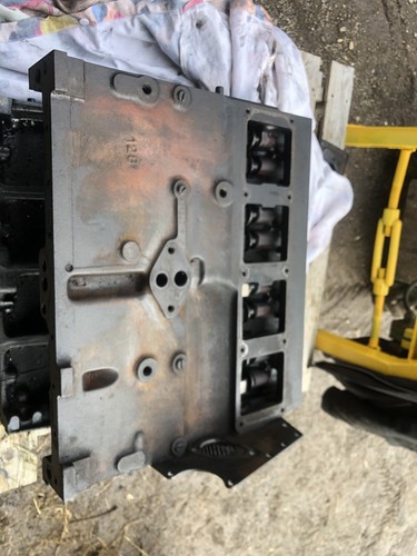 Ihc 744 motorblock - motorblock, nockenwelle