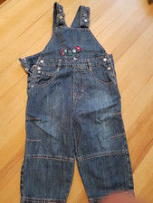 Jeans-Latzhose - Größe 86 / 92 - mit Stickerei