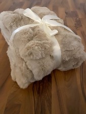 Wohndecke Decke Felloptik