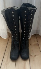 Schwarze Schnürstiefel, Gr. 38