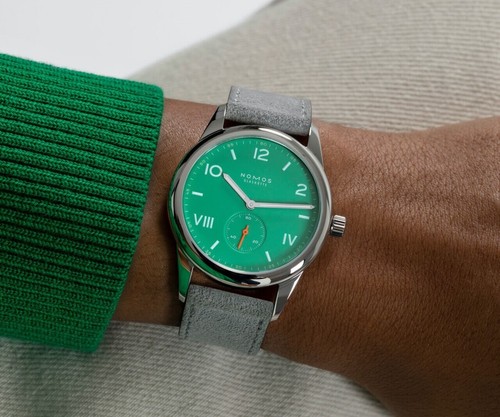 Nomos glashütte club - nomos, campus