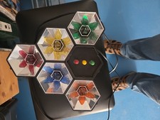 Einzigartige Licht-Anlage / Lichteffekt – Hexagon-Design & Ampel-Stil