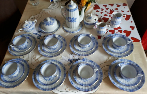 Kaffeeschirr fach mit - 8-fach,