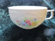 Tasse von Rosenthal , Sansssouci , Selb Bavaria , Blüten
