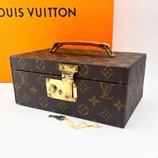 LOUIS VUITTON Boite A Tout
