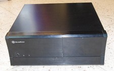 SILVERSTONE ATX DESKTOP GEHÄUSE - Metallfront - incl. Netzteil 560W + Cardreader