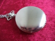 Taschenuhr silbern uni Uhrenkette Klappdeckel NEU+OVP klassisch arabisch Ziffern