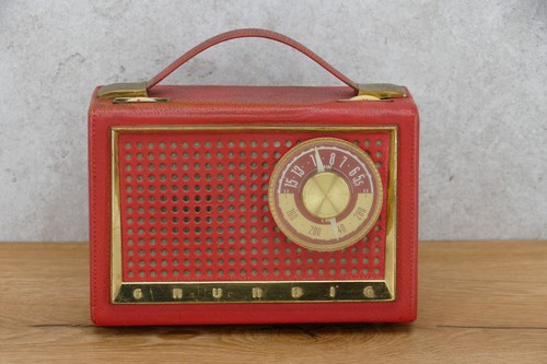 Grundig music transistor boy - music,