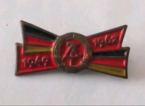 Ddr abzeichen jahre deutsch - ddr, 13