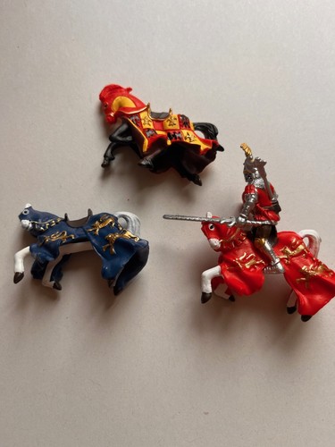 Papo 2006 knights and horse - knights,