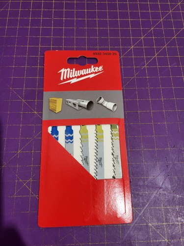 Milwaukee - ,