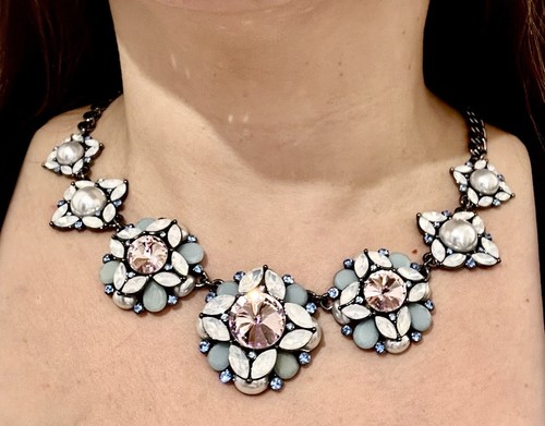 Neu funkelndes blumen - funkelndes, blumen-collier