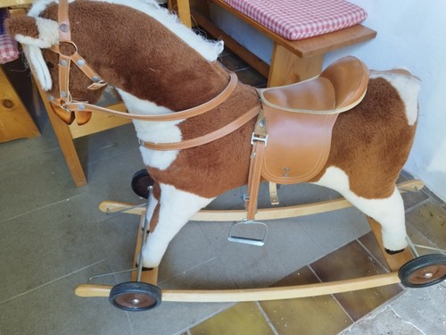 Schaukelpferd aus ddr zeiten - aus,