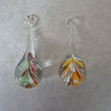 2 Glastropfen zum Hängen