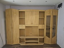 Wohnzimmer Schrankwand mit Glasvitrine