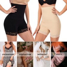 2x Frauen Bauch Kontrolle Po