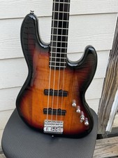 Fender Squier 2009 Jazz Bass