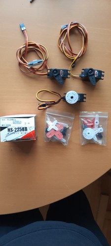 Servo hitec 225bb - servo,