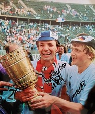 GROSSES CHARLY KÖRBEL FOTO /