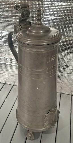 Prächtiger großer zunftkrug - prächtiger,