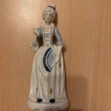 Porzellan Figur Dame mit