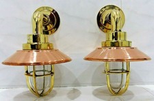 Neue nautische Marineschiffe